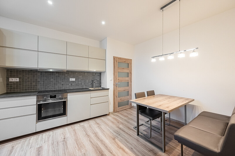 Rubešova, Vinohrady - Praha 2 | Prodej, Byt 3+1, 105 m²