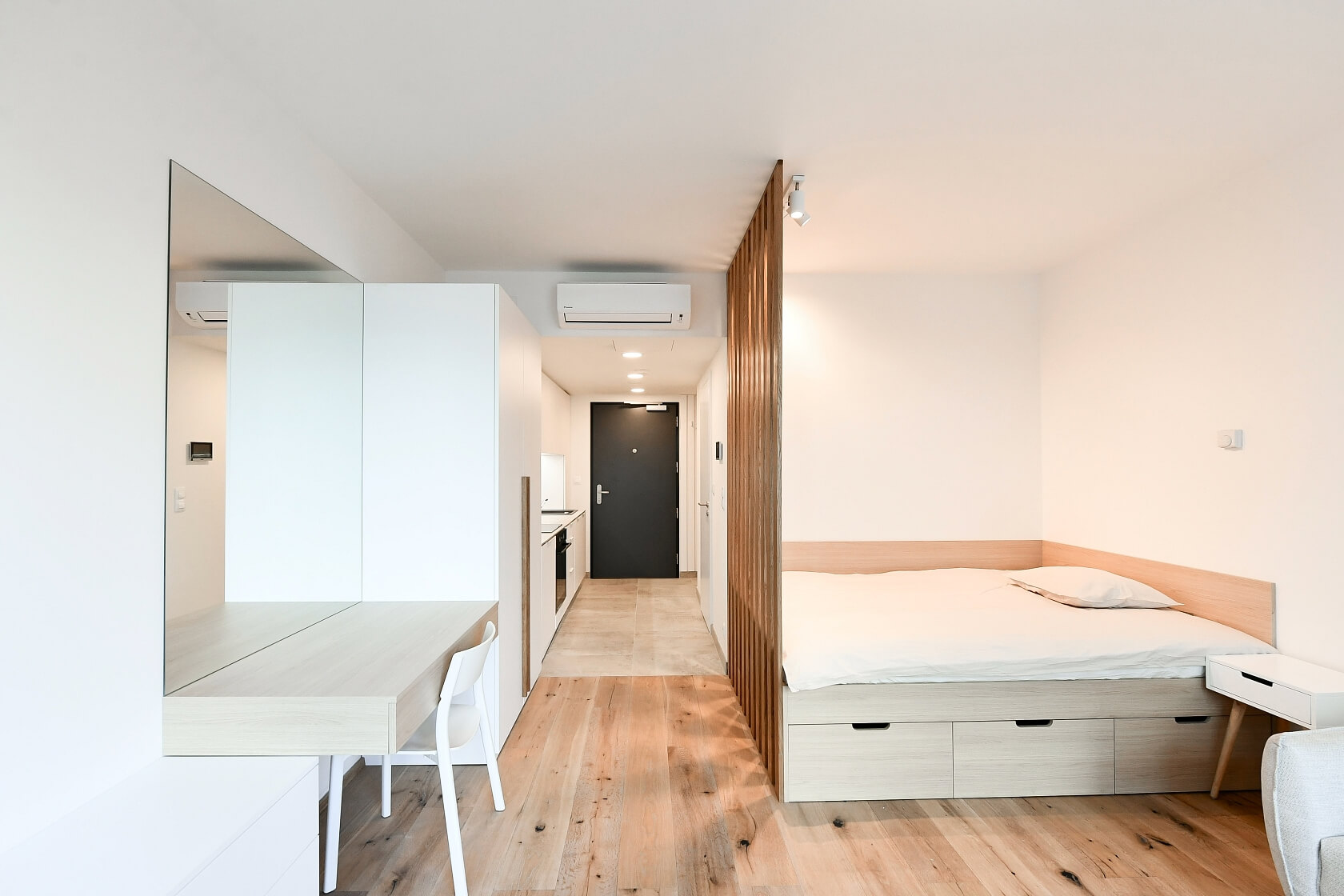 Sokolovská, Karlín - Prague 8 | Rent, Apartment Studio (1+kk), 28 m²