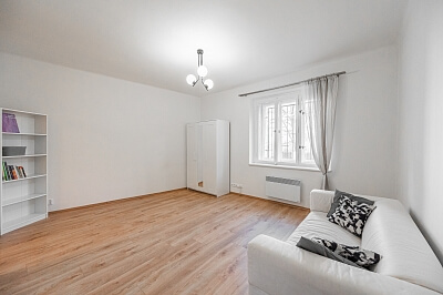Podle Kačerova, Michle - Prague 4 | Sale, Apartment Studio (1+1), 35 m²