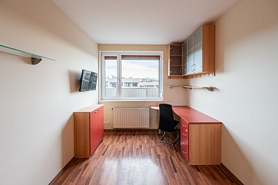 Nad Okrouhlíkem, Libeň - Prague 8 | Rent, Apartment Two-bedroom (3+kk), 129 m²