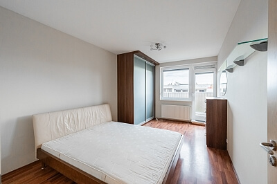 Nad Okrouhlíkem, Libeň - Prague 8 | Rent, Apartment Two-bedroom (3+kk), 129 m²