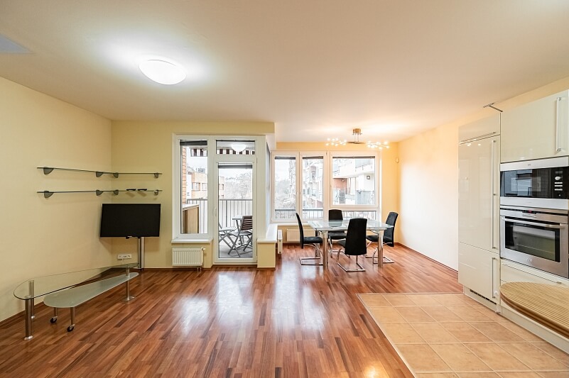 Nad Okrouhlíkem, Libeň - Prague 8 | Rent, Apartment Two-bedroom (3+kk), 129 m²