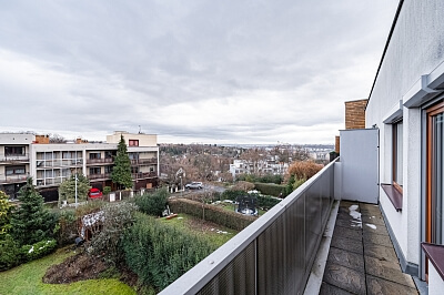 Nad Okrouhlíkem, Libeň - Prague 8 | Rent, Apartment Two-bedroom (3+kk), 129 m²