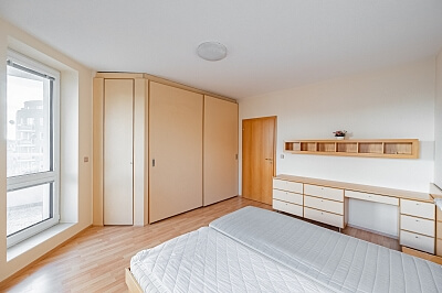 U Kříže, Jinonice - Prague 5 | Rent, Apartment Three-bedroom (4+kk), 133 m²