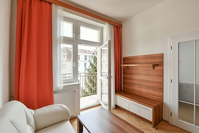 Jugoslávských partyzánů, Bubeneč - Prague 6 | Rent, Apartment One-bedroom (2+kk), 61 m²