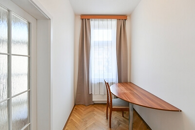 Jugoslávských partyzánů, Bubeneč - Prague 6 | Rent, Apartment One-bedroom (2+kk), 61 m²