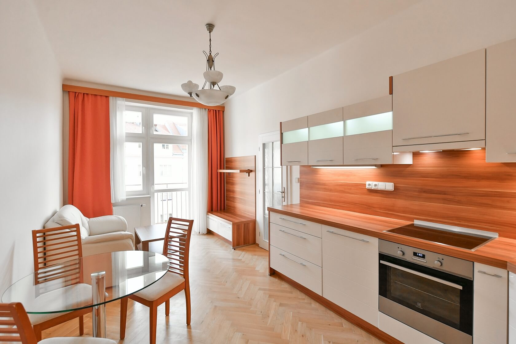 Jugoslávských partyzánů, Bubeneč - Praha 6 | Pronájem, Byt 2+kk, 61 m²