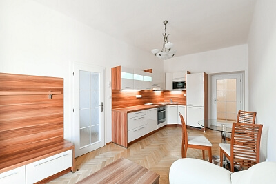 Jugoslávských partyzánů, Bubeneč - Praha 6 | Pronájem, Byt 2+kk, 61 m²