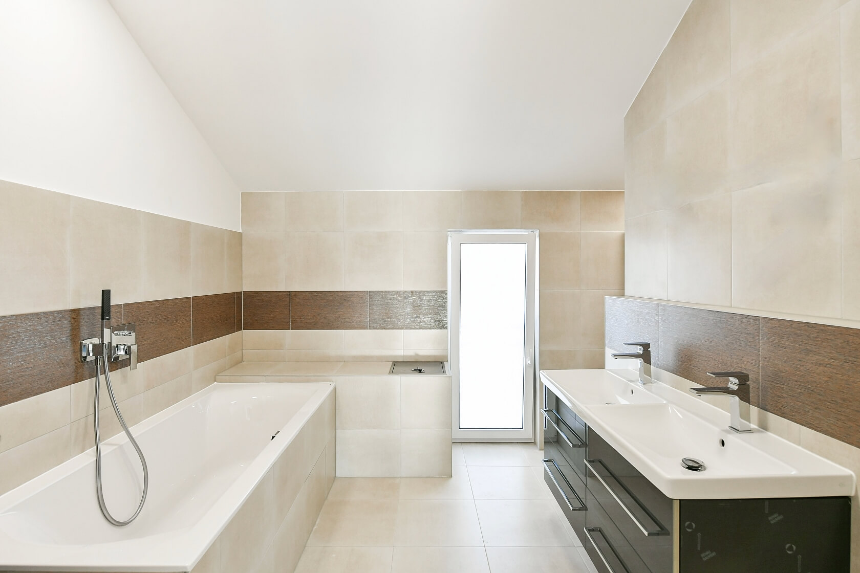 V Hlinišťatech, Vysoký Újezd - Beroun | Pronájem, Rodinný dům 5+kk, 213 m²