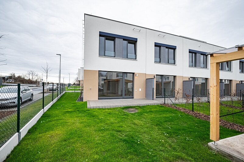 Oldřichovská, Ďáblice - Praha 8 | Pronájem, Rodinný dům 4+kk, 121 m²