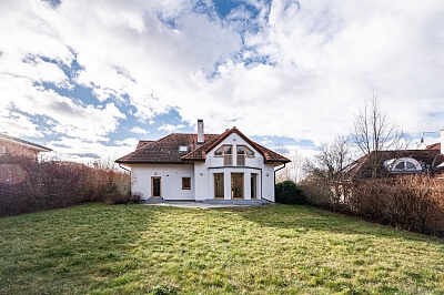 Pod Valem II., Průhonice - Praha-západ | Rent, House Four-bedroom (5+kk), 190 m²