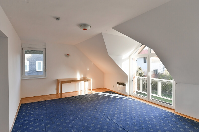 Za Dvorem, Horoměřice - Praha-západ | Pronájem, Rodinný dům 6+1, 240 m²