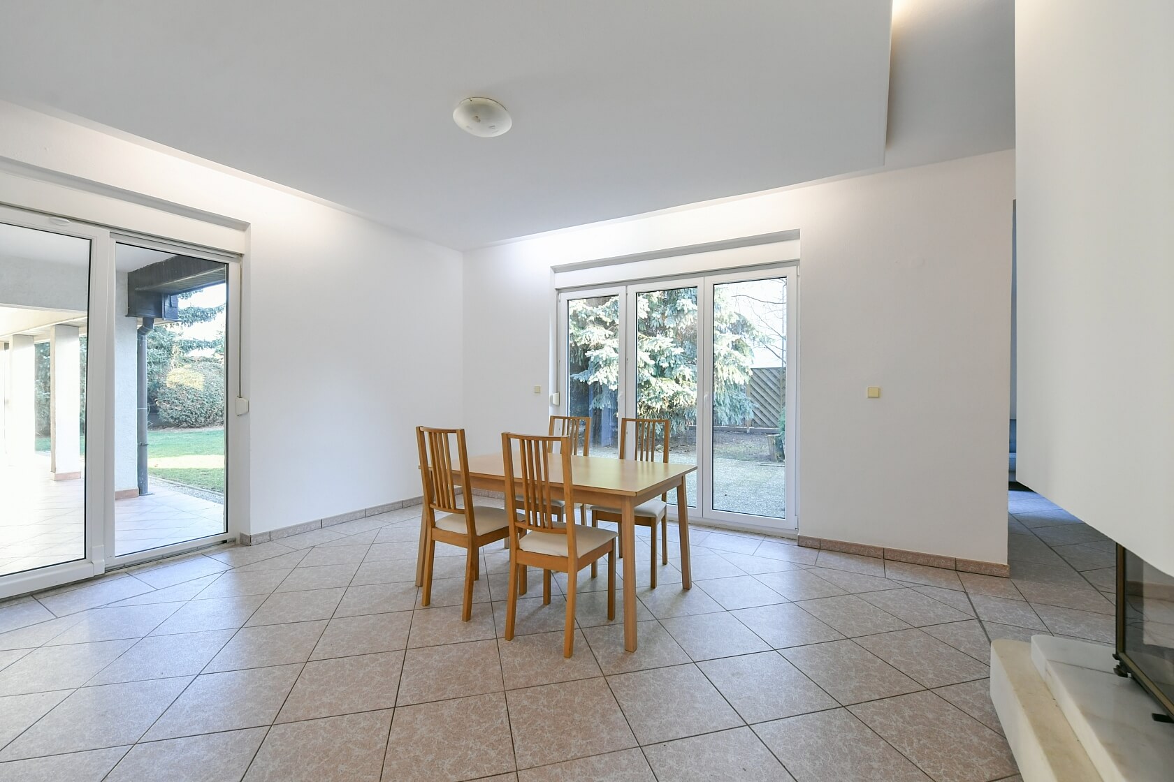 Za Dvorem, Horoměřice - Praha-západ | Rent, House Five-bedroom (6+1), 240 m²