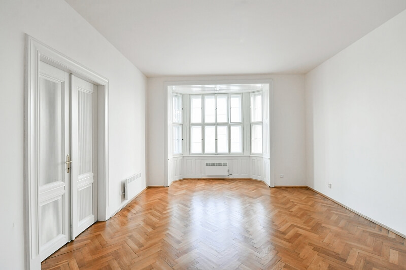 Janáčkovo nábřeží, Smíchov - Prague 5 | Rent, Apartment Studio (1+1), 70 m²