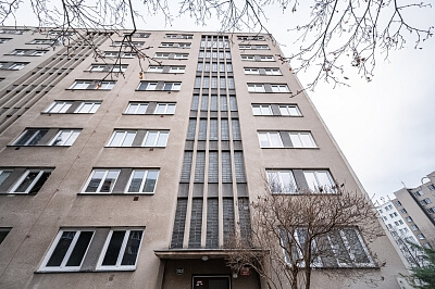 Hlavní, Záběhlice - Prague 4 | Sale, Apartment One-bedroom (2+1), 80 m²