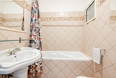 Trojanova, Nové Město - Praha 2 | Prodej, Byt 2+1, 51 m²