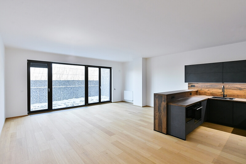 Učňovská, Hrdlořezy - Praha 9 | Pronájem, Byt 3+kk, 133 m²