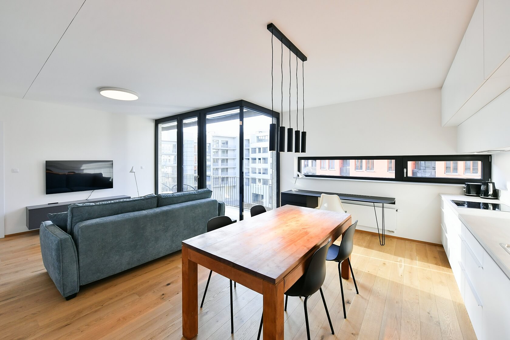 Nádražní, Smíchov - Praha 5 | Pronájem, Byt 2+kk, 77 m²