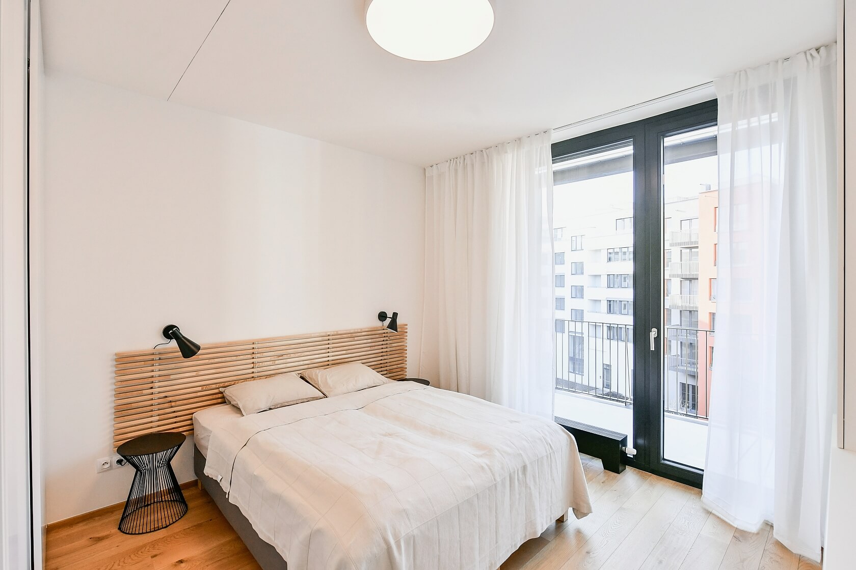 Nádražní, Smíchov - Praha 5 | Pronájem, Byt 2+kk, 77 m²