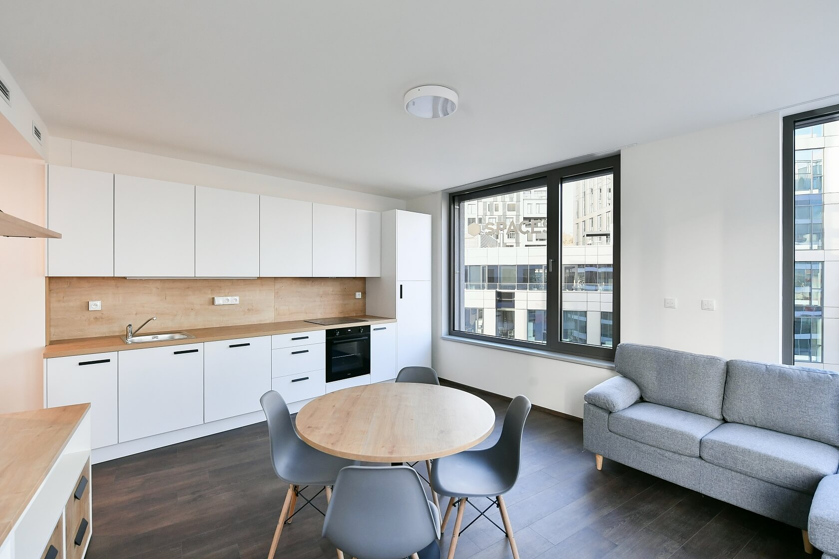 Plzeňská, Smíchov - Praha 5 | Pronájem, Byt 2+kk, 45 m²