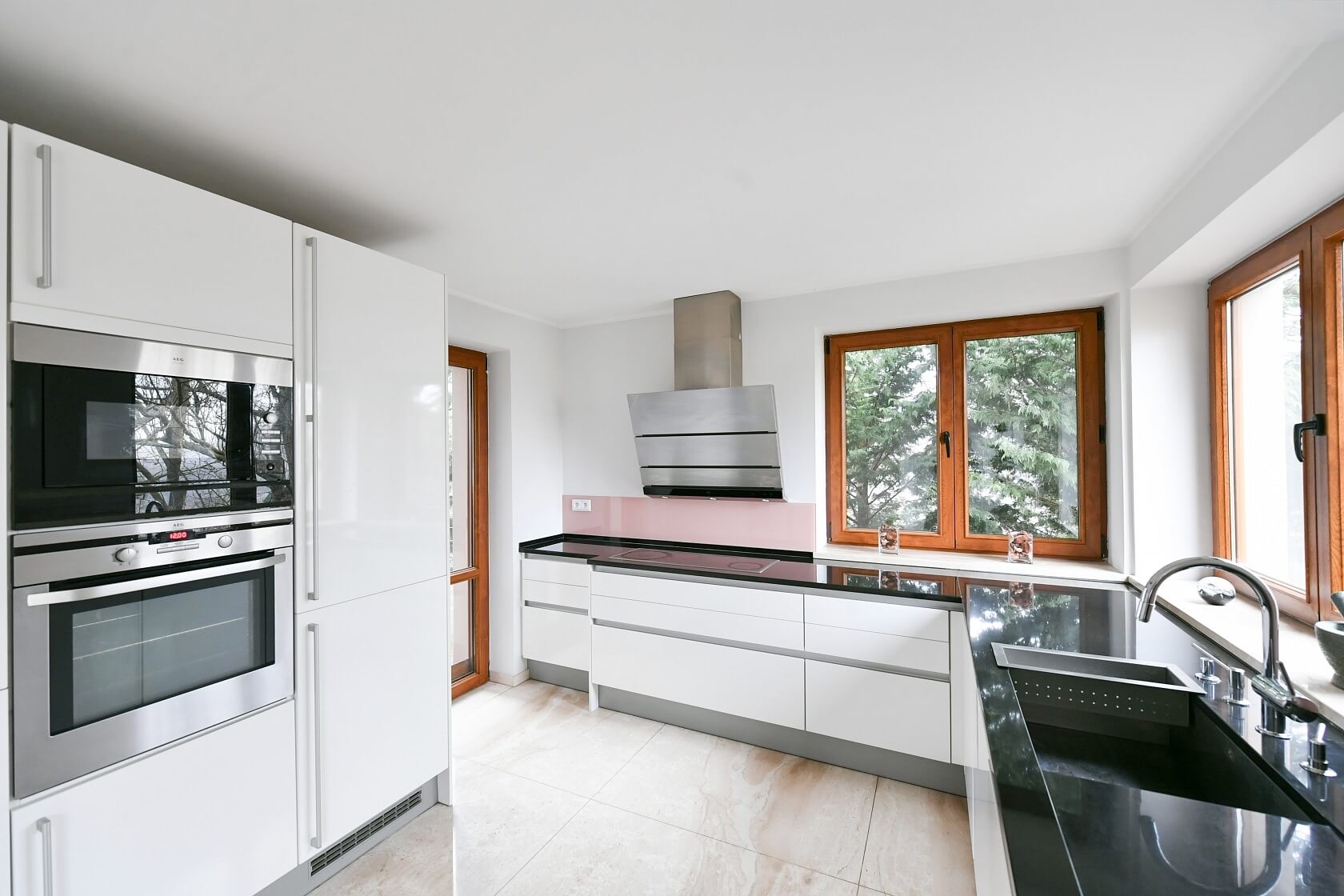 Choteč, Choteč - Praha-západ | Pronájem, Rodinný dům 6+1, 250 m²