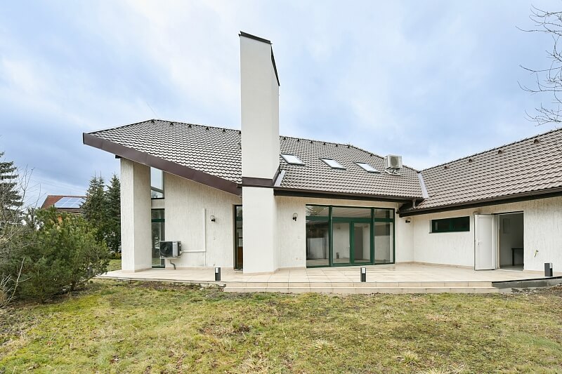 Nad Školkou, Vrané nad Vltavou - Praha-západ | Pronájem, Rodinný dům 4+1, 339 m²