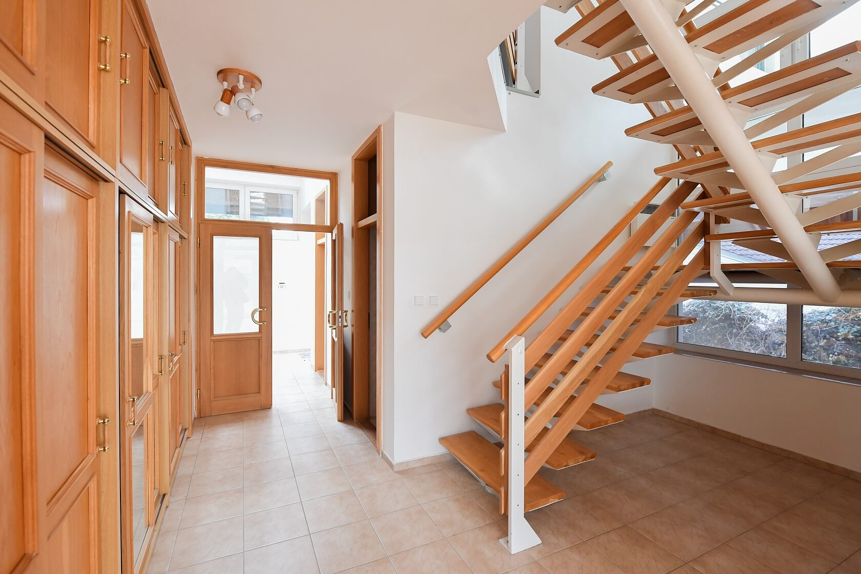 Nad Školkou, Vrané nad Vltavou - Praha-západ | Pronájem, Rodinný dům 4+1, 339 m²