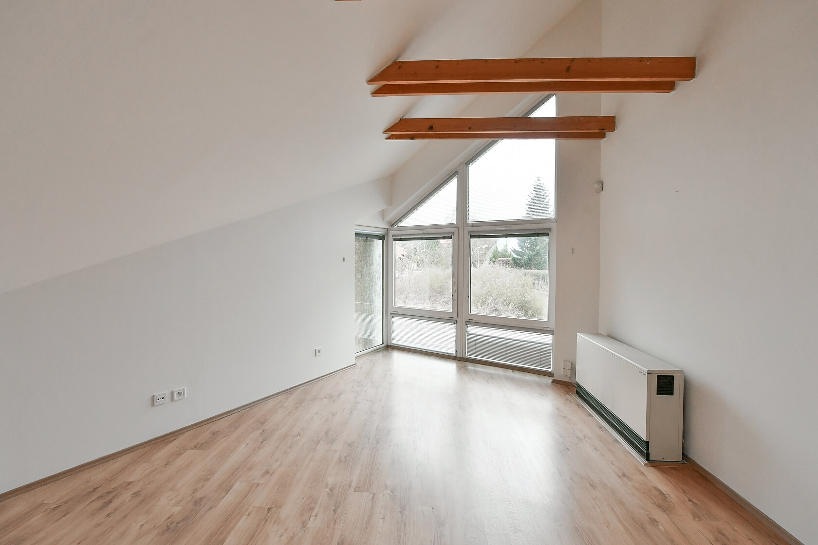 Nad Školkou, Vrané nad Vltavou - Praha-západ | Pronájem, Rodinný dům 4+1, 339 m²