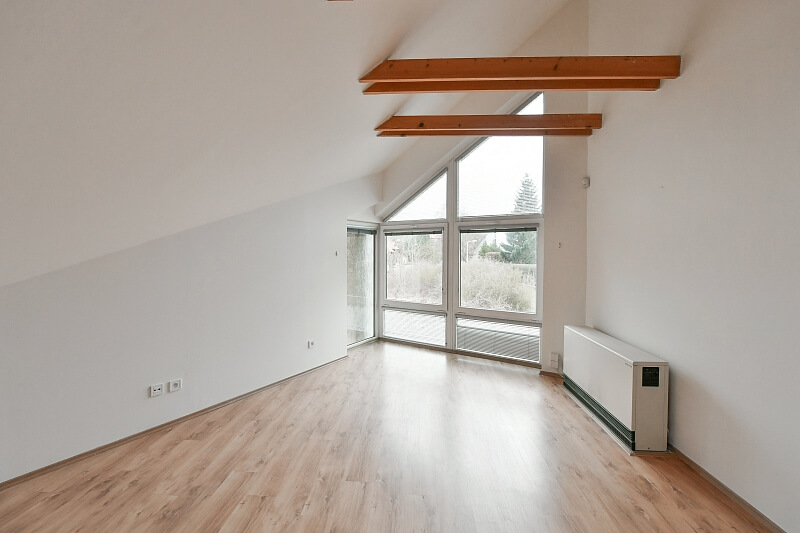 Nad Školkou, Vrané nad Vltavou - Praha-západ | Rent, House Three-bedroom (4+1), 339 m²