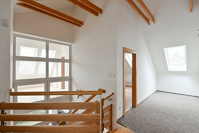 Nad Školkou, Vrané nad Vltavou - Praha-západ | Rent, House Three-bedroom (4+1), 339 m²