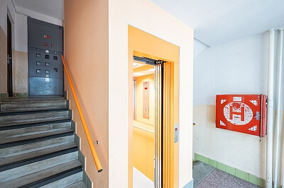 Na Hranicích, Čimice - Praha 8 | Prodej, Byt 2+1, 71 m²