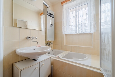 Úzká, Vratimov - Ostrava-město | Sale, Apartment One-bedroom (2+1), 58 m²