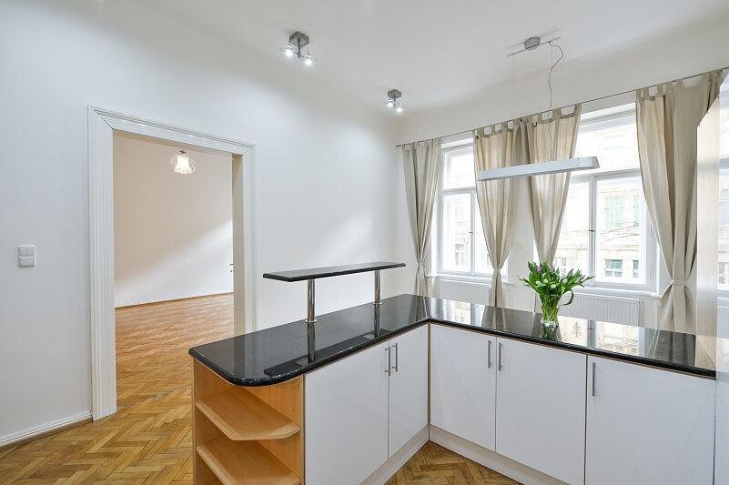 Mánesova, Vinohrady - Prague 2 | Rent, Apartment Two-bedroom (3+1), 105 m²