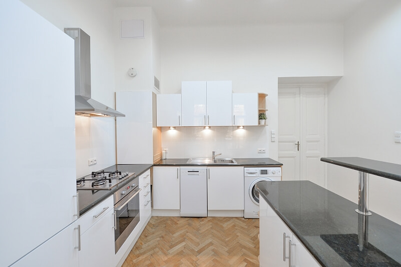 Mánesova, Vinohrady - Praha 2 | Pronájem, Byt 3+1, 105 m²