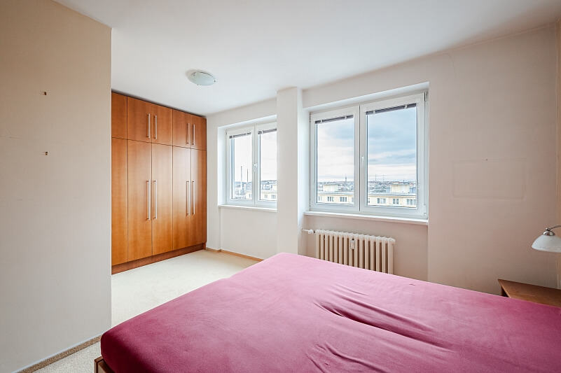Hrusická, Záběhlice - Prague 4 | Rent, Apartment One-bedroom (2+kk), 76 m²