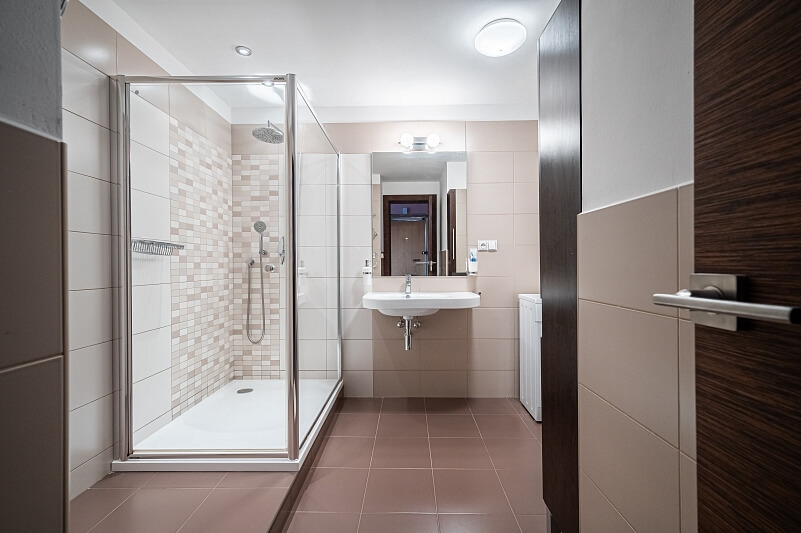 Hrusická, Záběhlice - Prague 4 | Rent, Apartment One-bedroom (2+kk), 76 m²