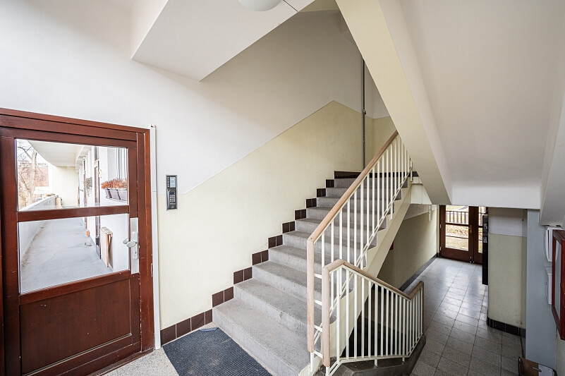 Jankovská, Krč - Prague 4 | Rent, Apartment One-bedroom (2+kk), 47 m²