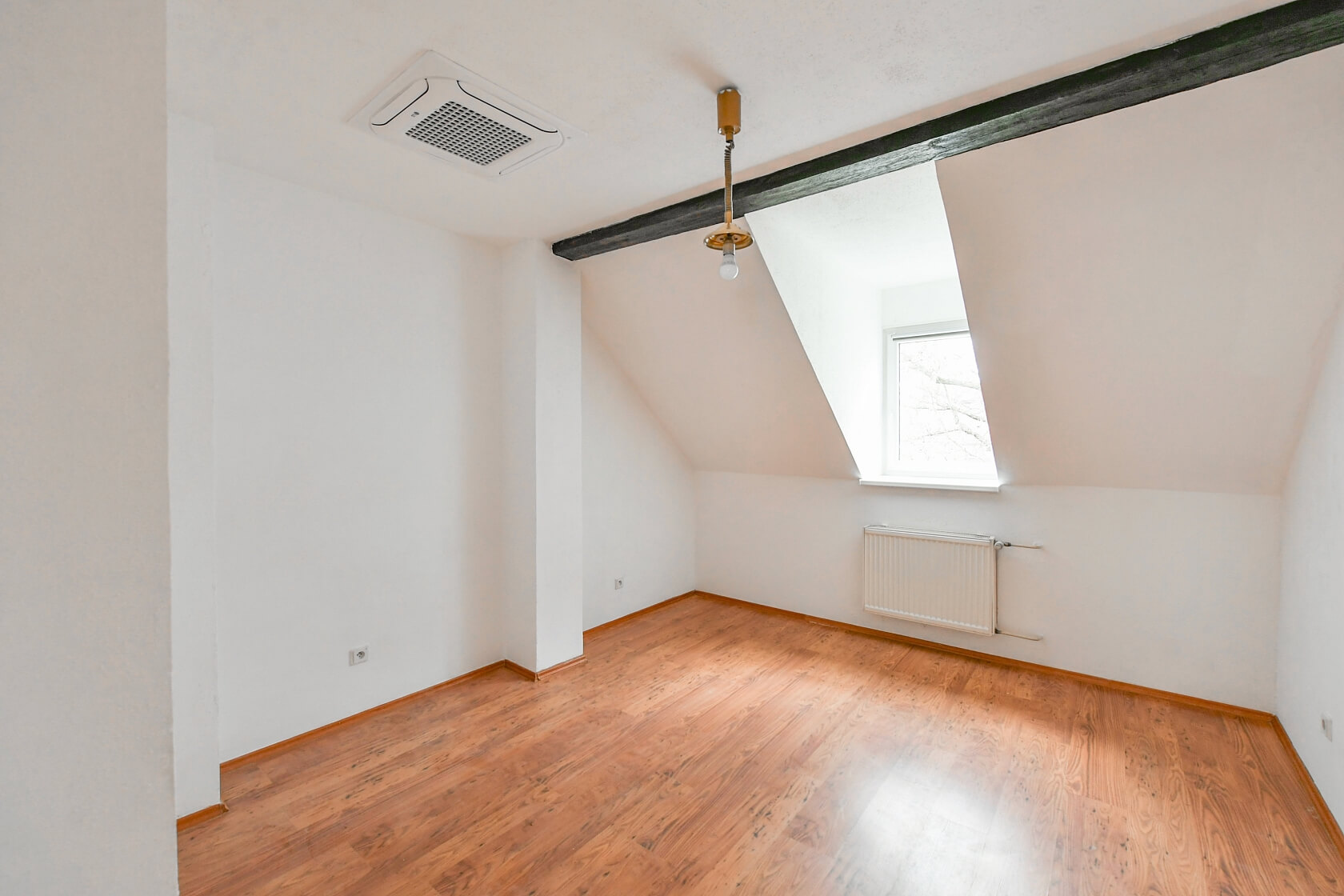 Jindřicha Plachty, Smíchov - Prague 5 | Rent, Apartment One-bedroom (2+kk), 70 m²