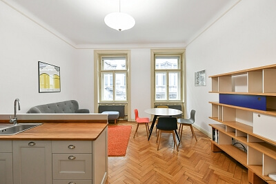 Záhořanského, Nové Město - Prague 2 | Rent, Apartment Two-bedroom (3+kk), 92 m²