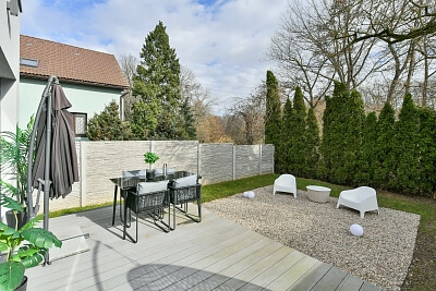 Pod Přehradou, Hájek u Uhříněvsi - Prague 10 | Sale, Apartment Two-bedroom (3+kk), 62 m²