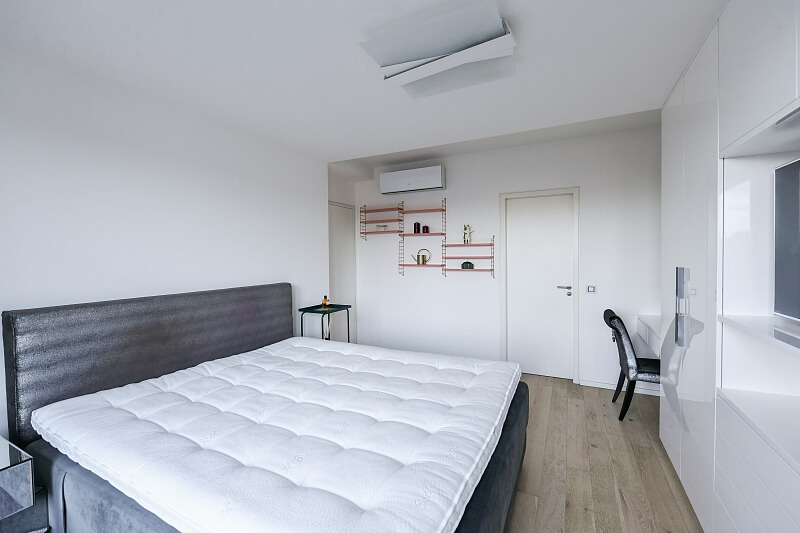 V mezihoří, Libeň - Prague 8 | Rent, Apartment Two-bedroom (3+kk), 206 m²