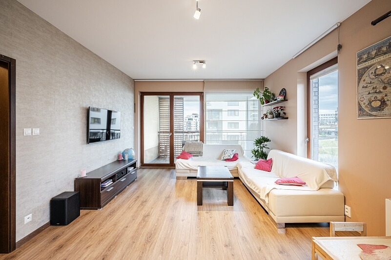 V Třešňovce, Hrdlořezy - Praha 9 | Pronájem, Byt 3+kk, 98 m²