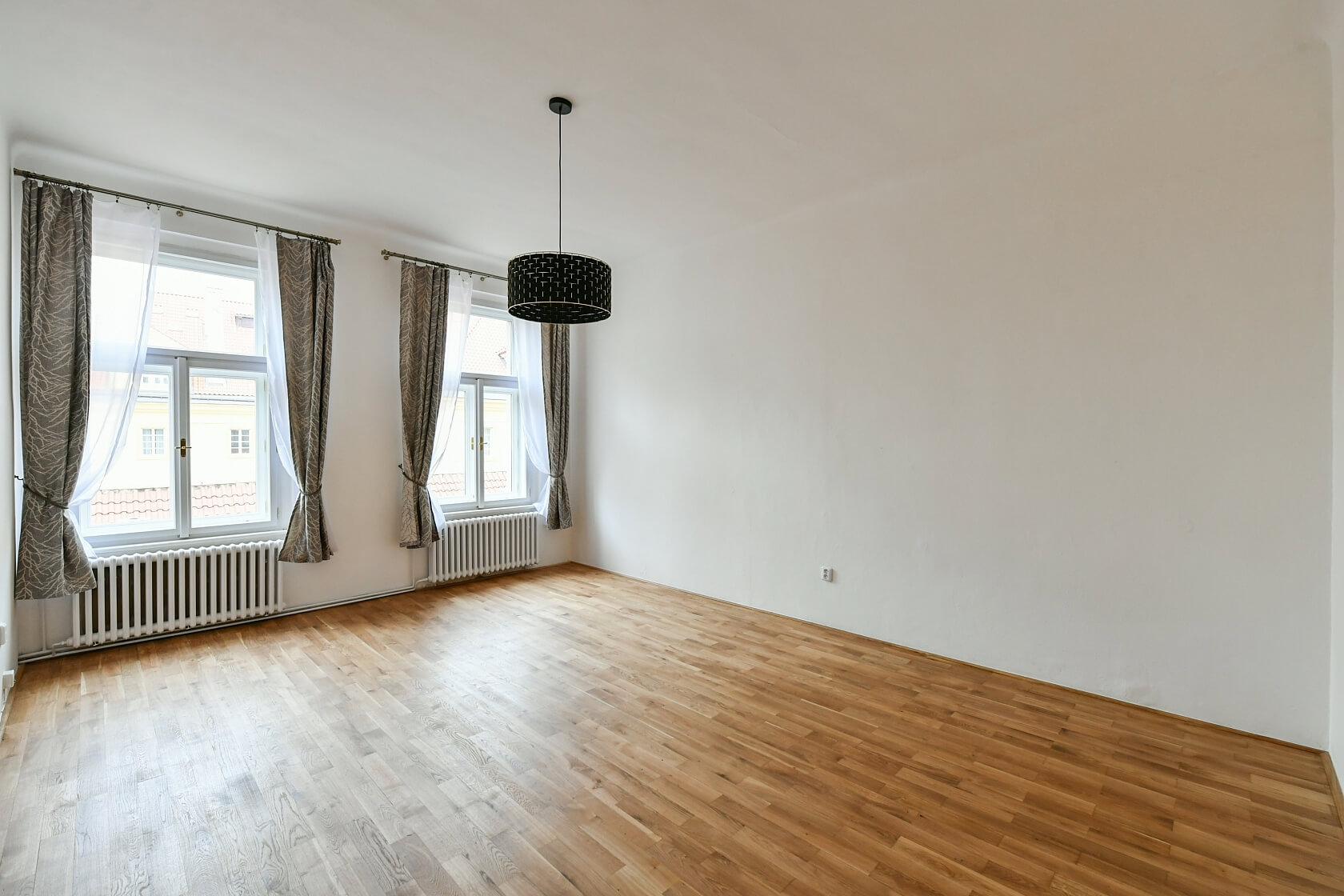 Ostrovní, Nové Město - Praha 1 | Pronájem, Byt 2+1, 68 m²