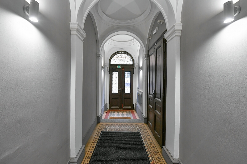 Ostrovní, Nové Město - Prague 1 | Rent, Apartment One-bedroom (2+1), 68 m²