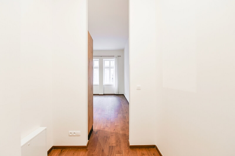 Na Valentince, Smíchov - Prague 5 | Rent, Apartment One-bedroom (2+kk), 48 m²