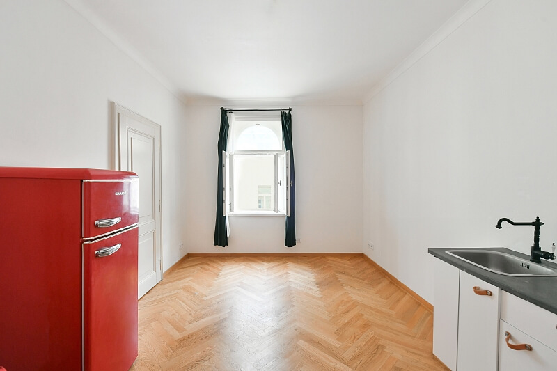 Černomořská, Vršovice - Prague 10 | Sale, Apartment One-bedroom (2+kk), 30 m²