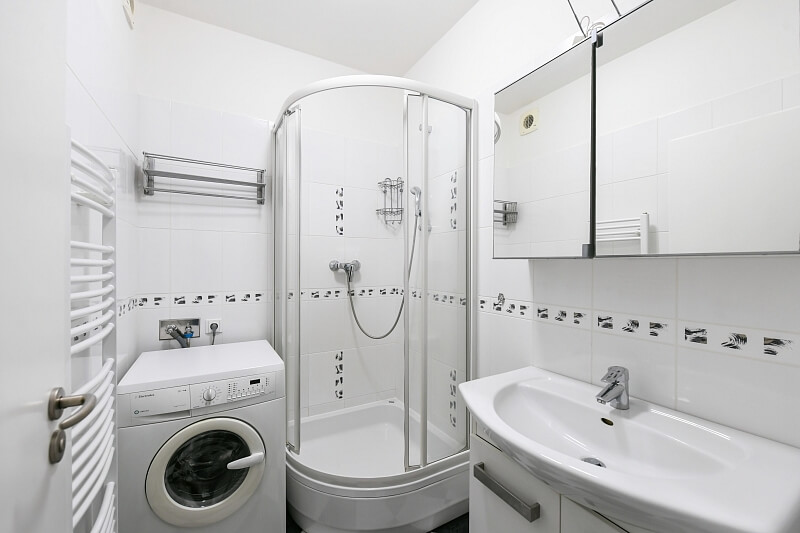 Pod kapličkou, Žižkov - Prague 3 | Rent, Apartment One-bedroom (2+kk), 45 m²