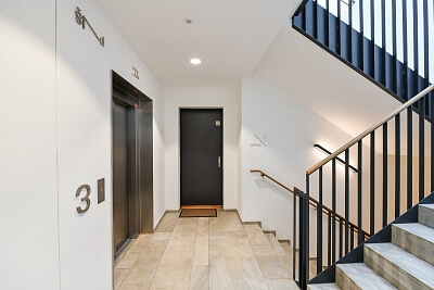 Ke dvoru, Vokovice - Prague 6 | Rent, Apartment One-bedroom (2+kk), 89 m²