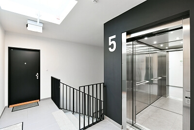 Olgy Havlové, Žižkov - Prague 3 | Rent, Apartment Three-bedroom (4+kk), 113 m²