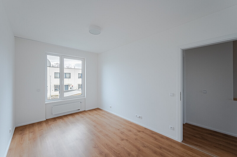 U Spojů, Ďáblice - Praha 8 | Pronájem, Rodinný dům 4+kk, 128 m²